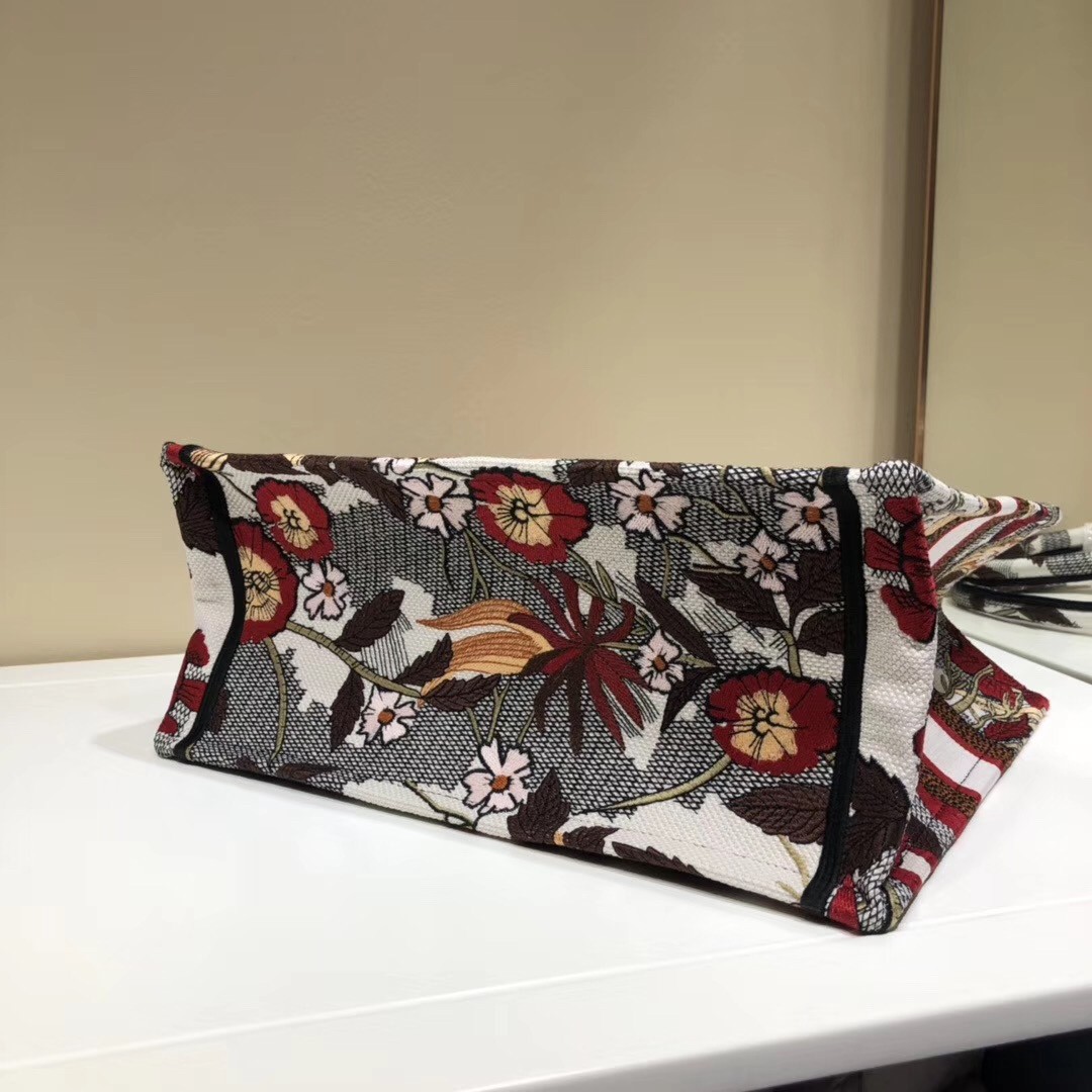 D*or small book tote bag in red phoenix canvas