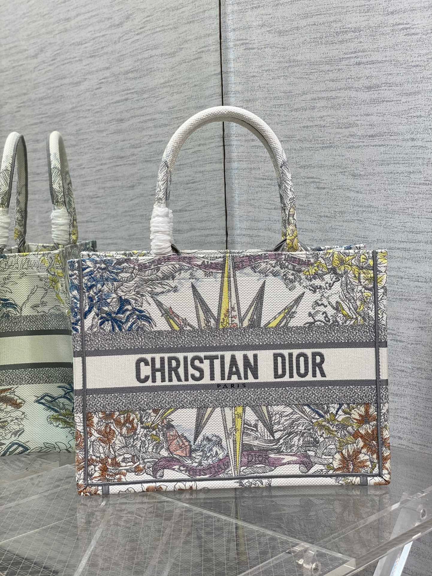 D*or medium D*or book tote in white multicolor rêve d