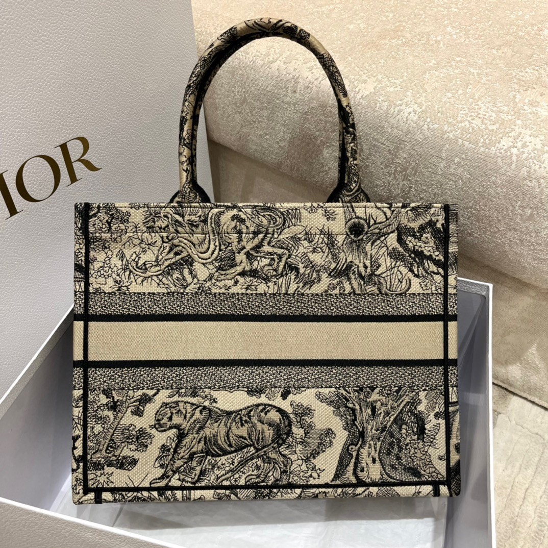 D*or medium book tote bag in brown toile de jouy embroidery