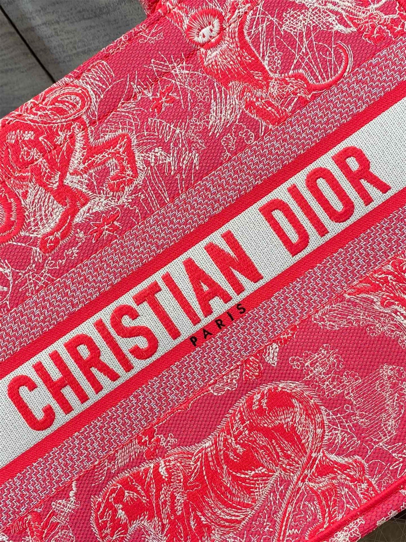 D*or medium book tote bag in fluorescent pink toile de jouy reverse embroidery