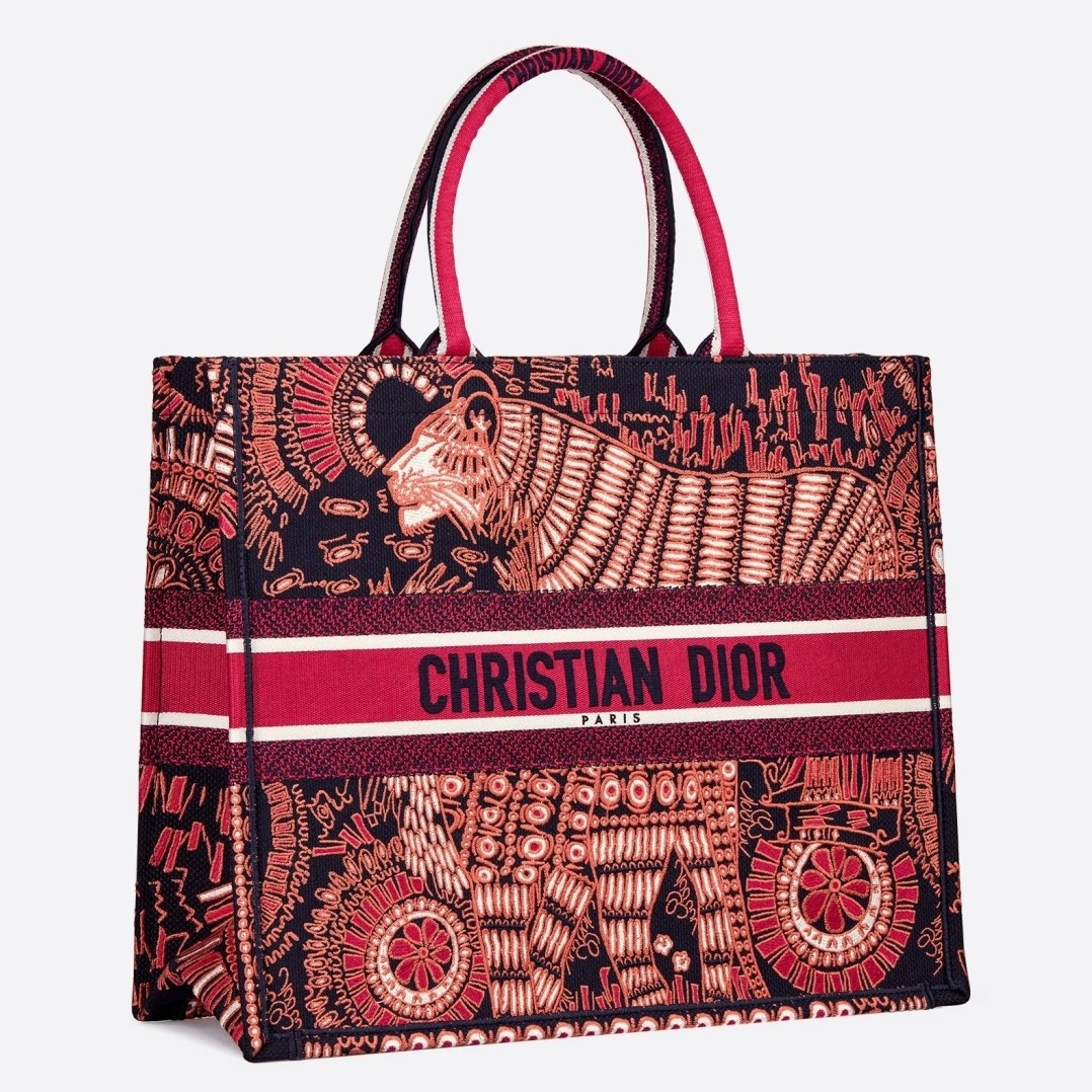 D*or book tote bag in fuchsia animals embroidered canvas