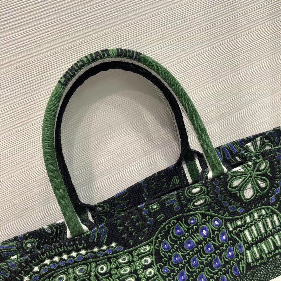 D*or book tote D*or bag in green animals embroidered canvas