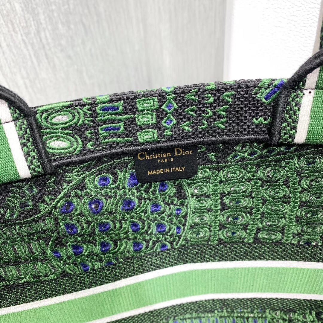 D*or book tote D*or bag in green animals embroidered canvas