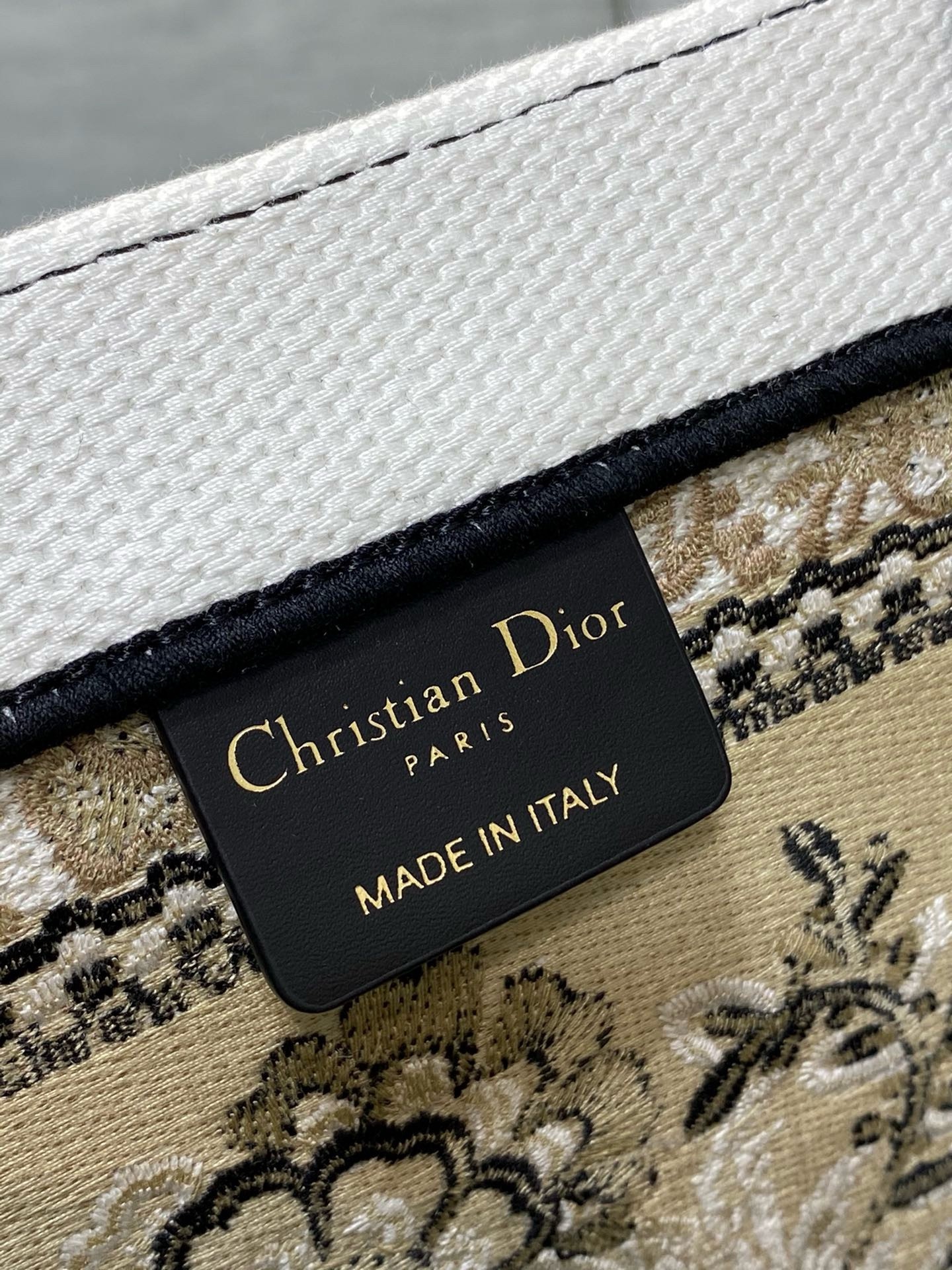 D*or large book tote bag in beige butterfly bandana embroidery