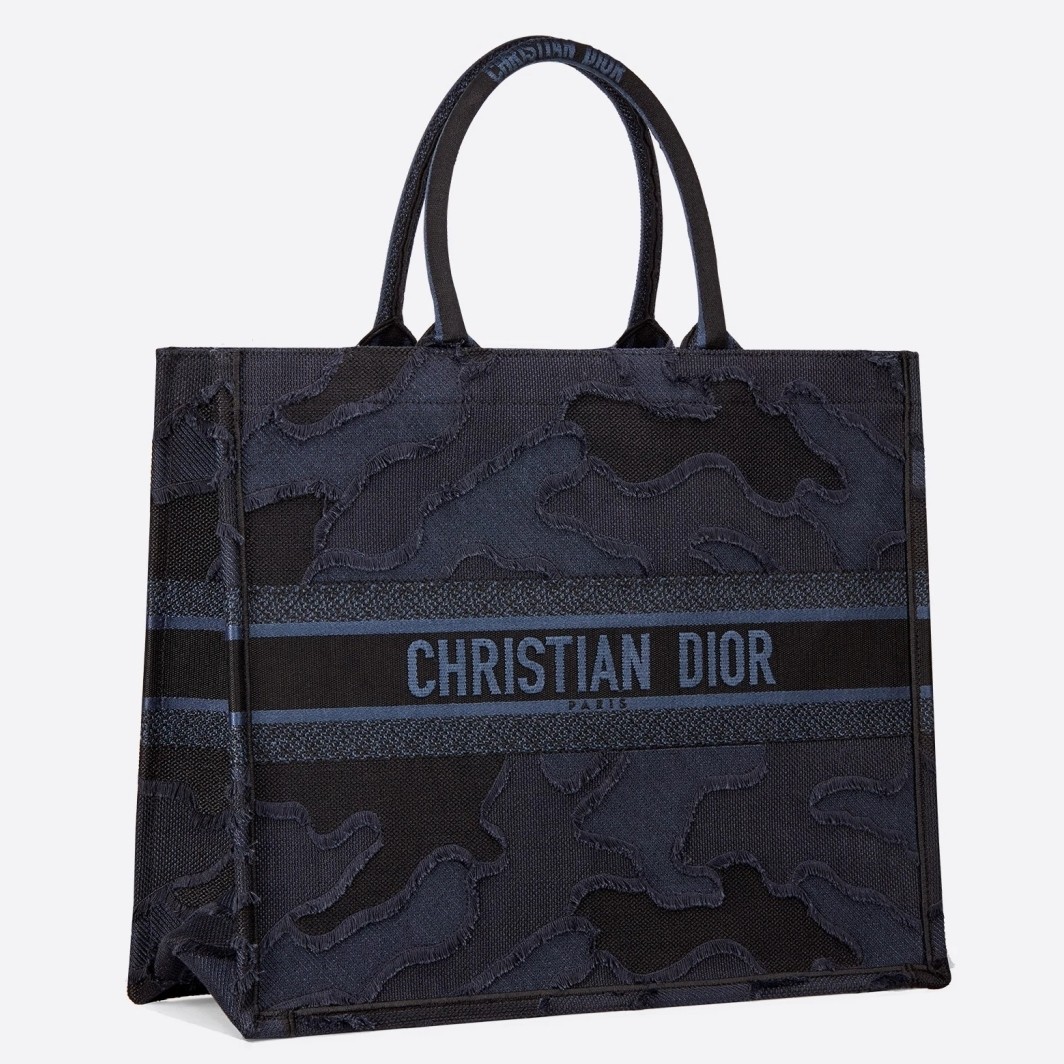 D*or book tote bag in blue camouflage embroidered canvas