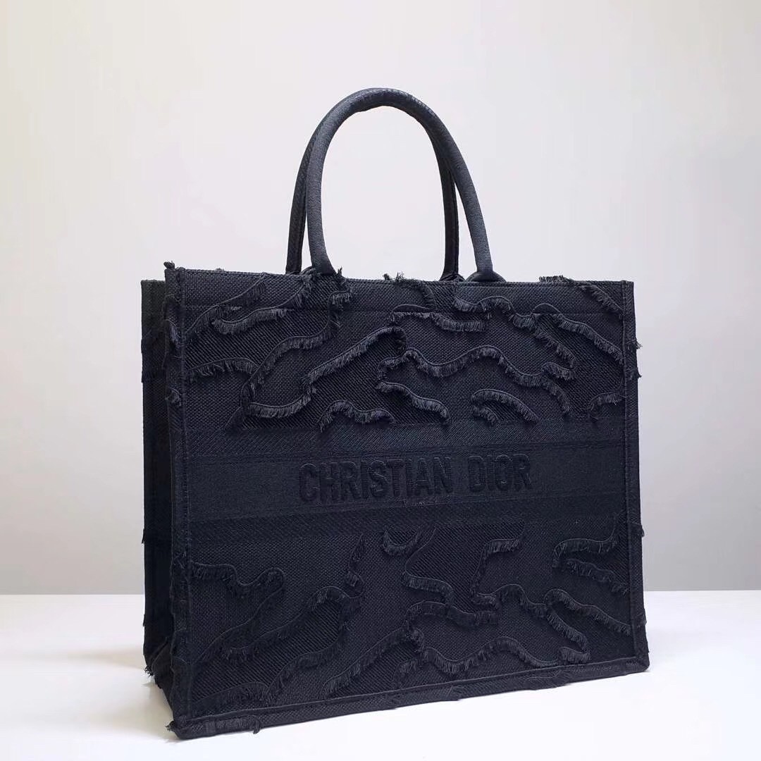 D*or book tote bag in black camouflage embroidered canvas