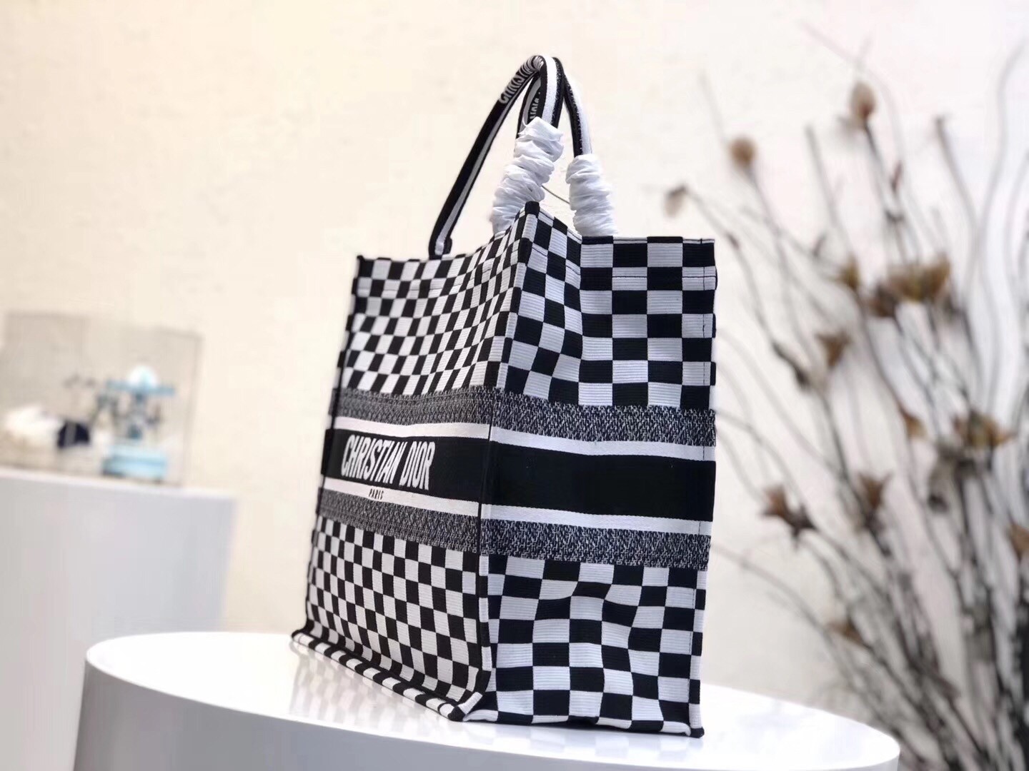 D*or book tote bag in black/white checkered canvas