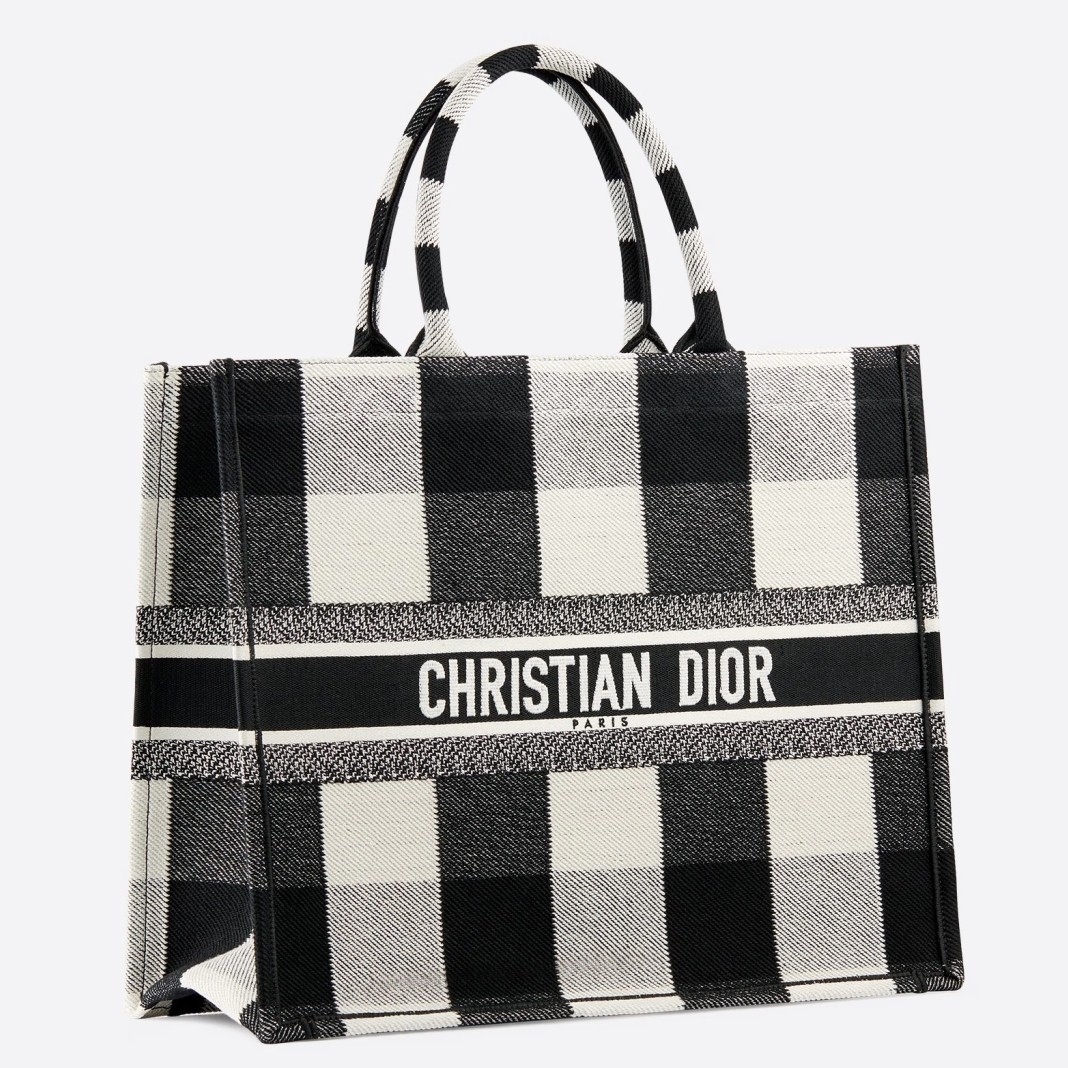 D*or book tote bag in white/black check embroidered canvas