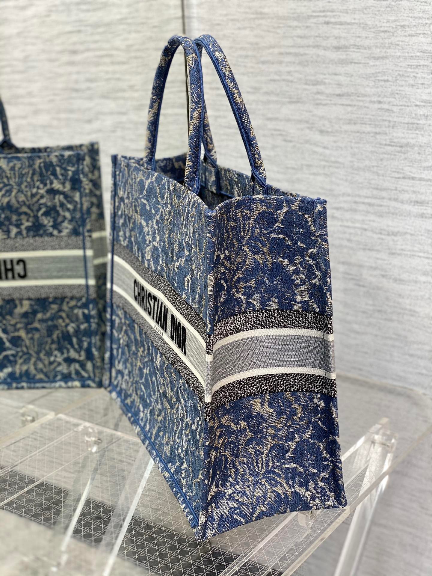 D*or large book tote bag in blue brocart denim-effect embroidery