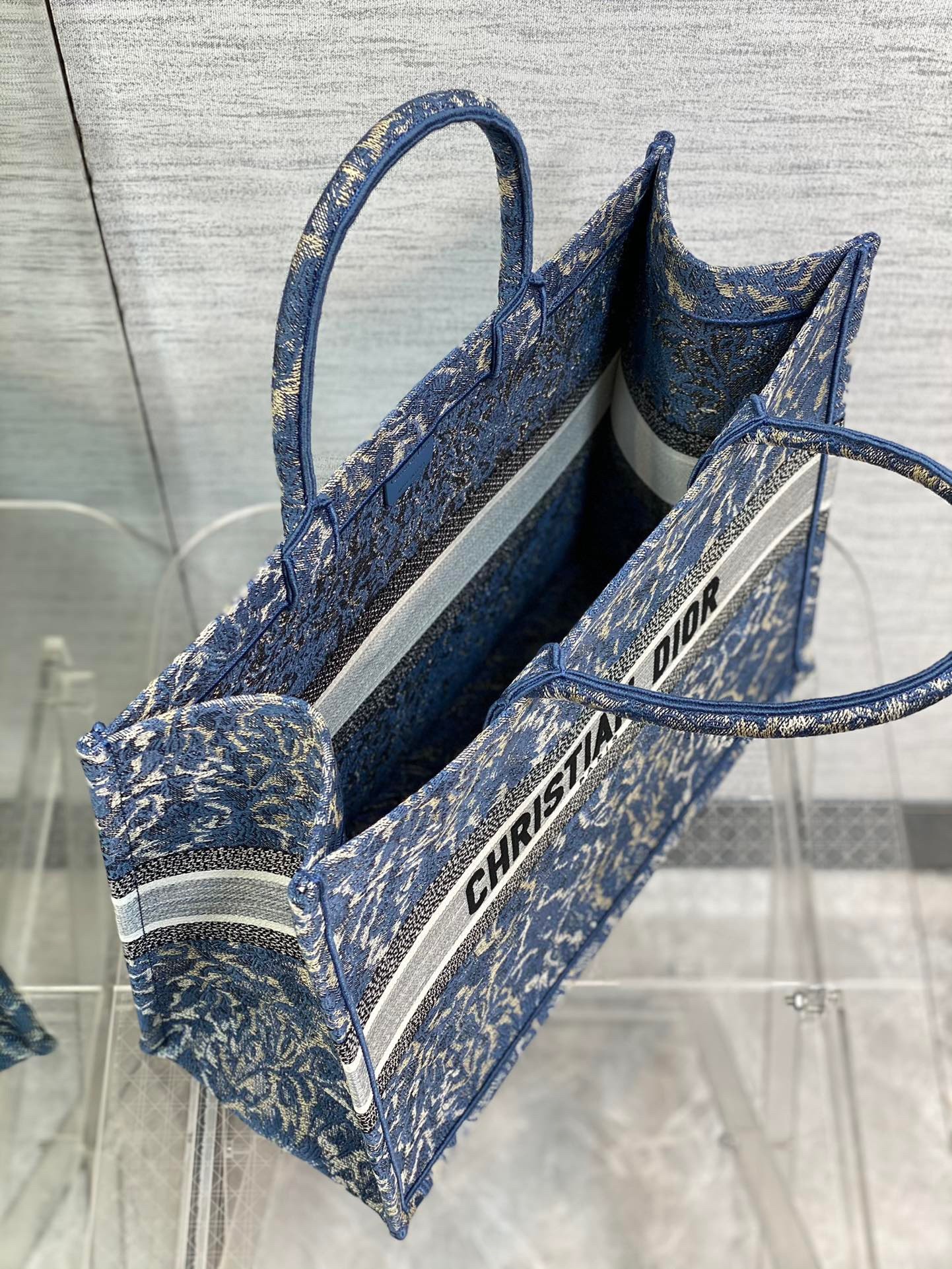 D*or large book tote bag in blue brocart denim-effect embroidery