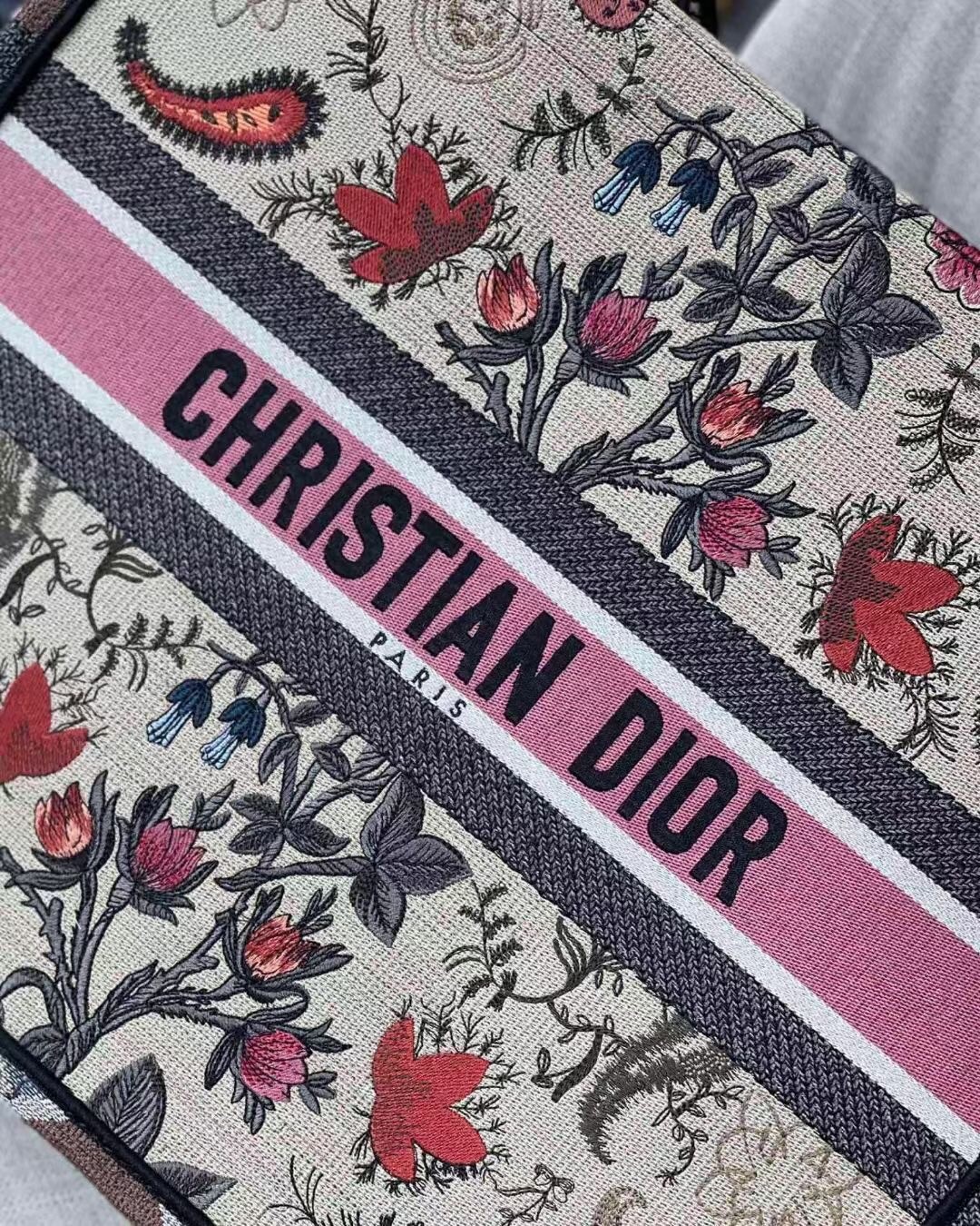 D*or book tote bag in multicolor D*or flowers embroidery