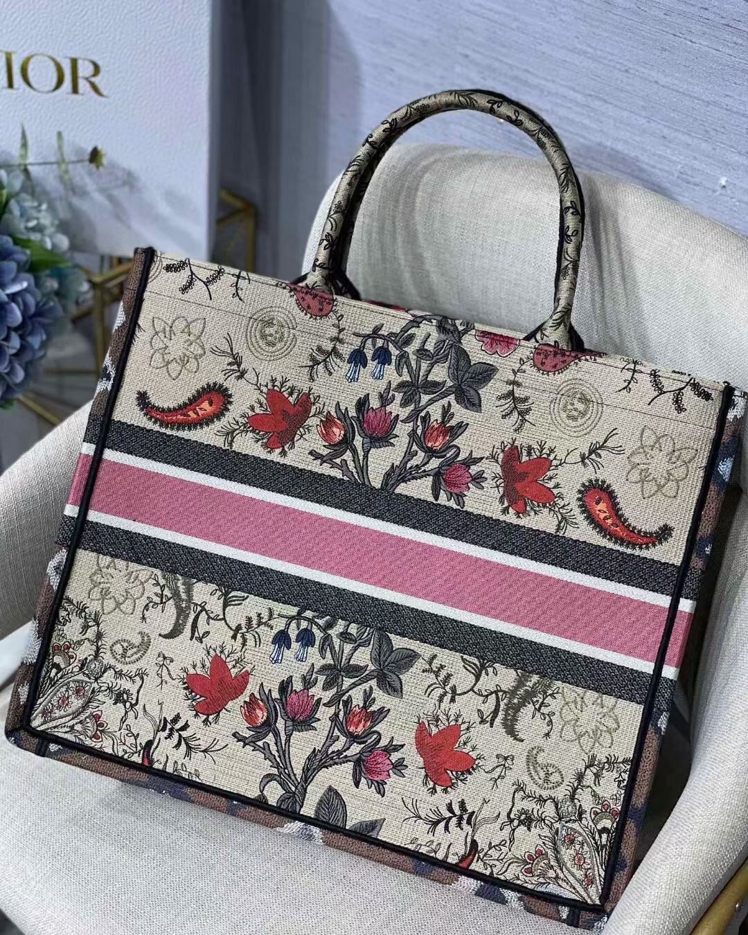 D*or book tote bag in multicolor D*or flowers embroidery