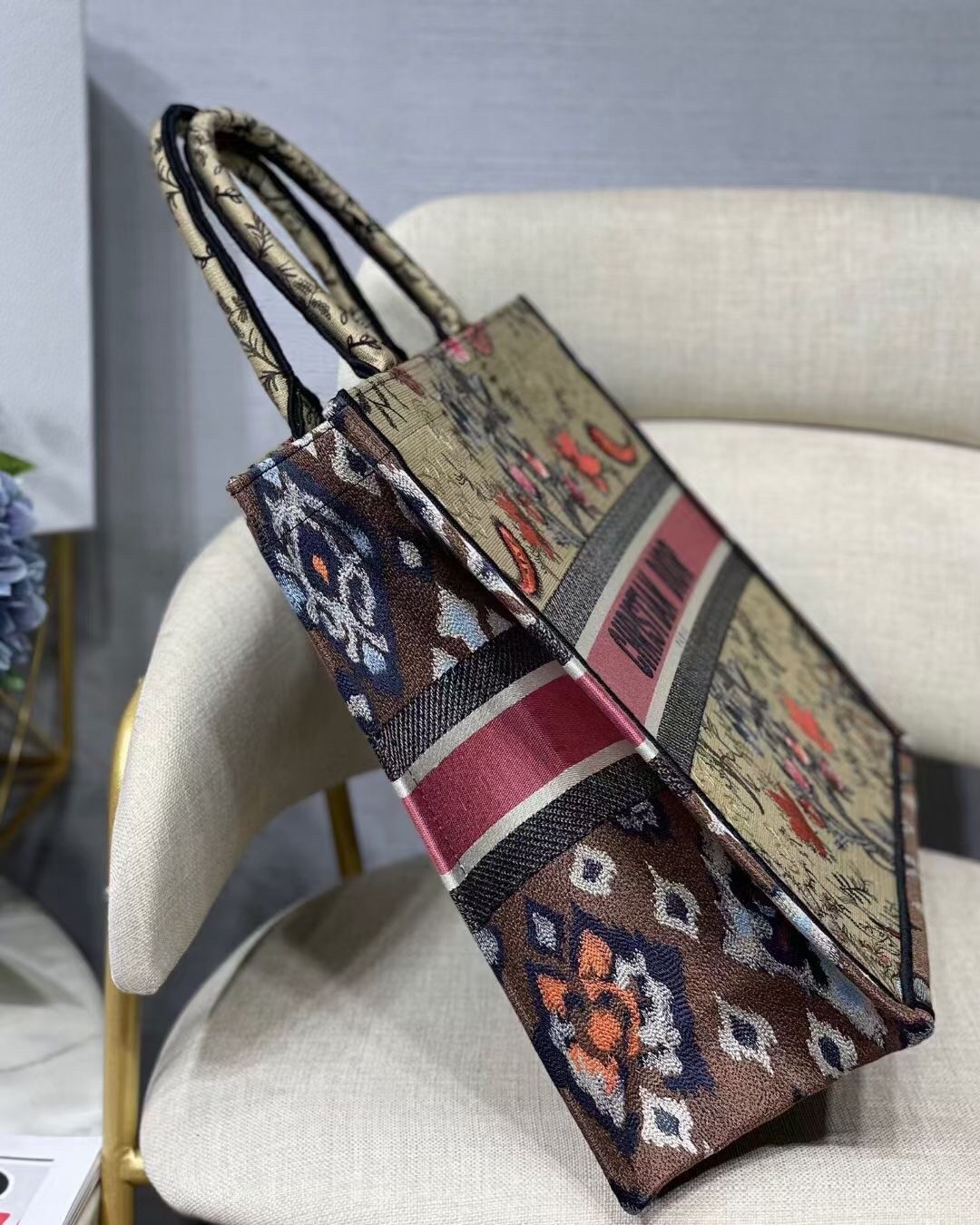 D*or book tote bag in multicolor D*or flowers embroidery