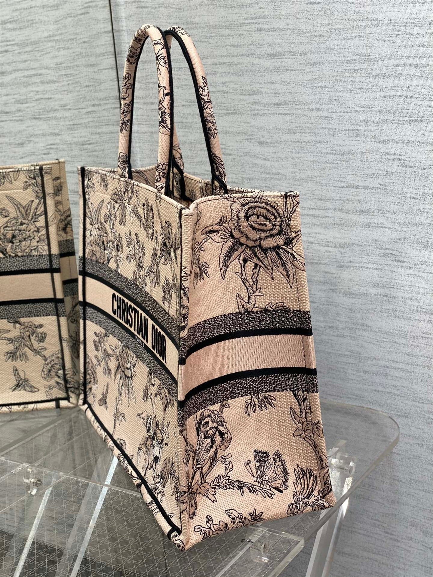 D*or large book tote bag in powder pink jardin botanique embroidery