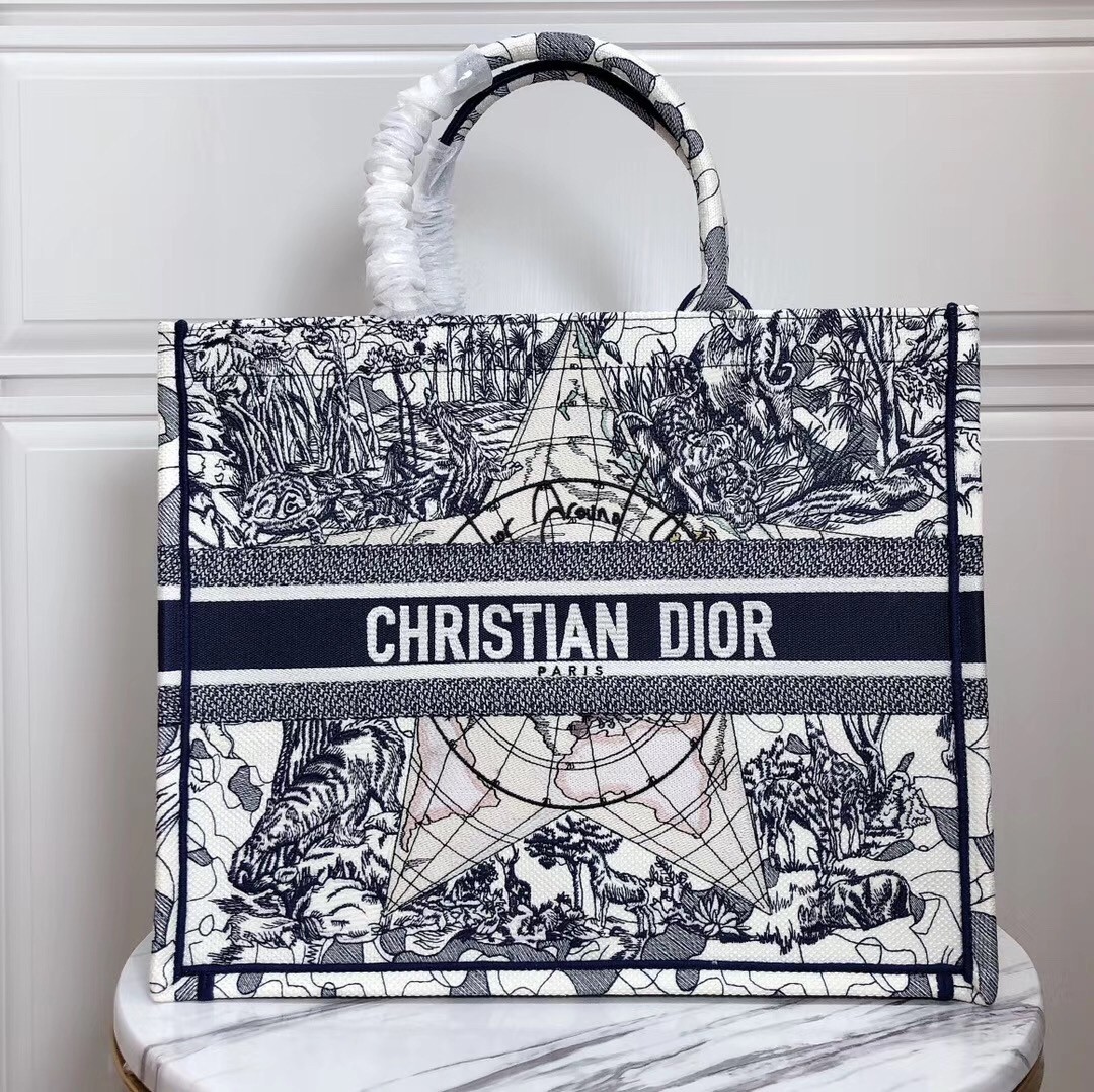 D*or book tote bag in blue around the world embroidered canvas
