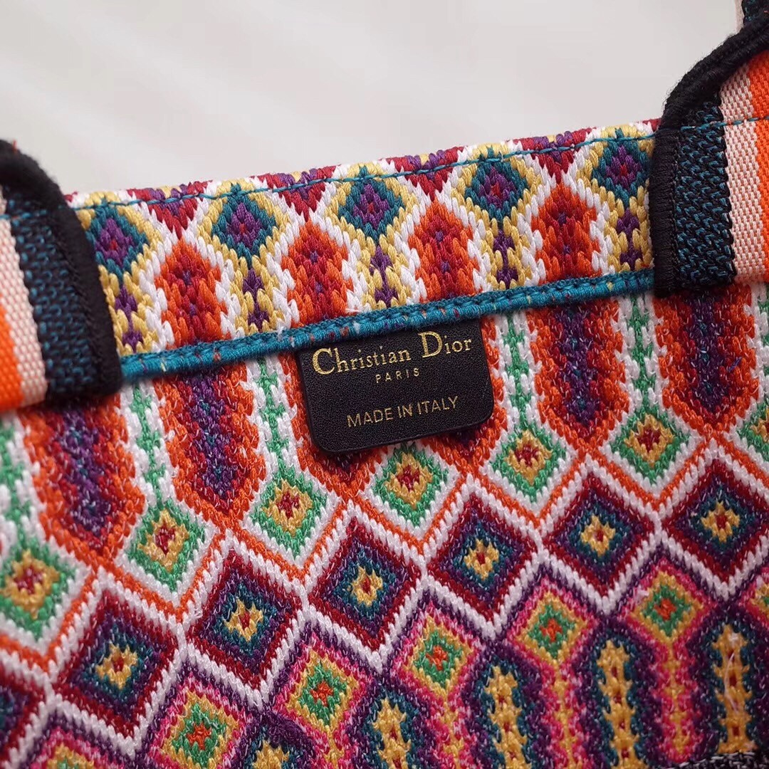 D*or book tote bag in multicolour embroidered canvas
