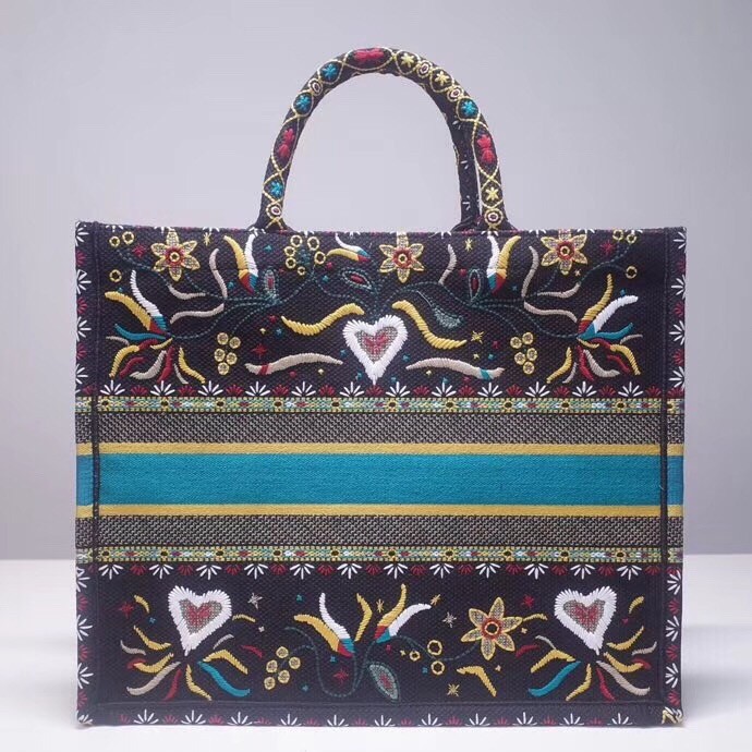 D*or book tote bag in flowers and hearts canvas