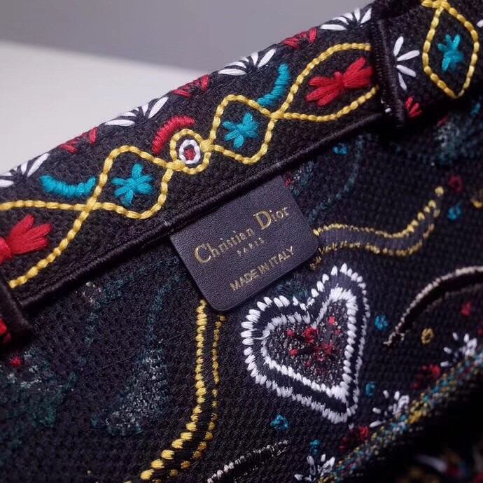 D*or book tote bag in flowers and hearts canvas