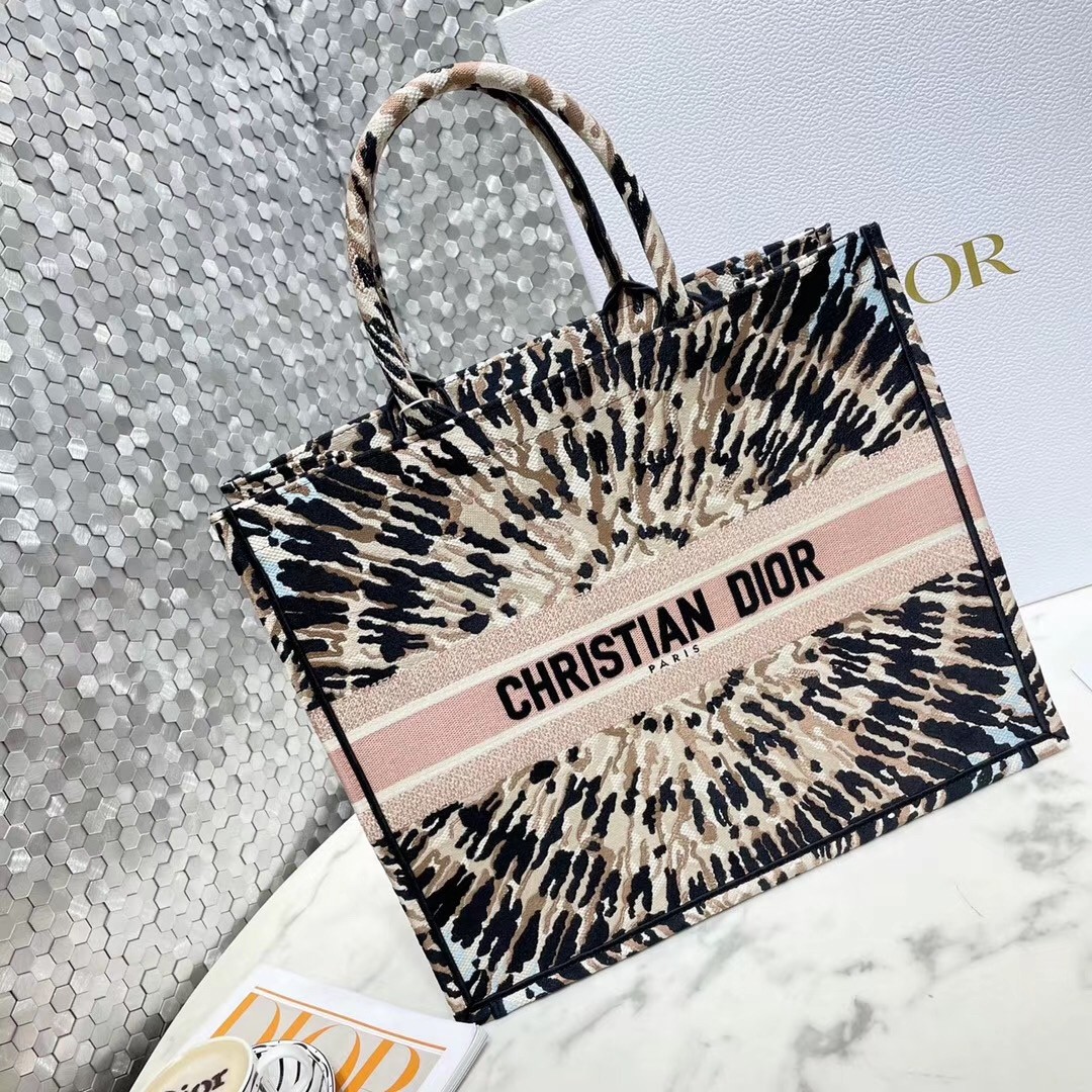 D*or book tote bag in multicolor tie embroidery