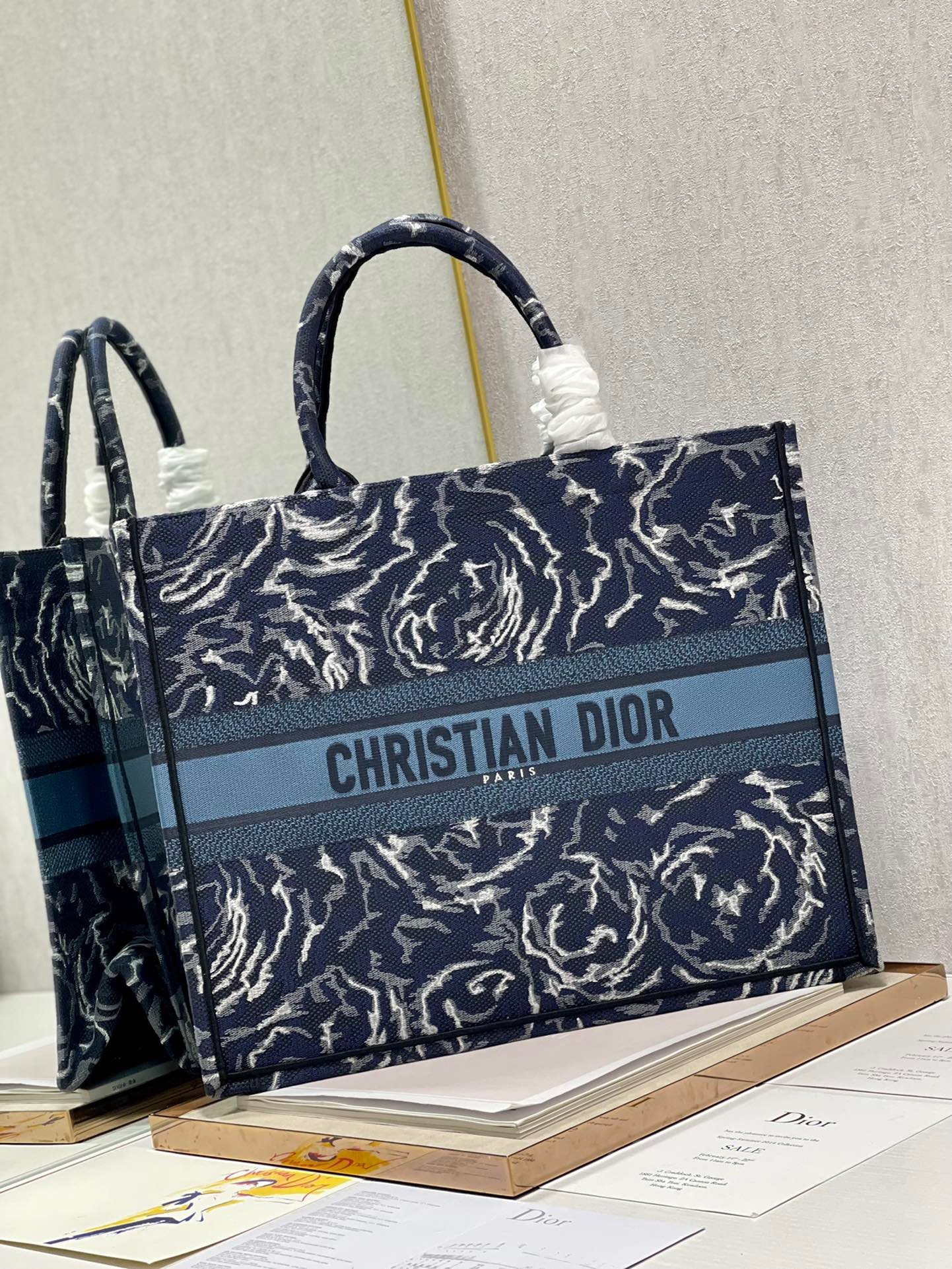 D*or large book tote in blue D*or roses embroidery