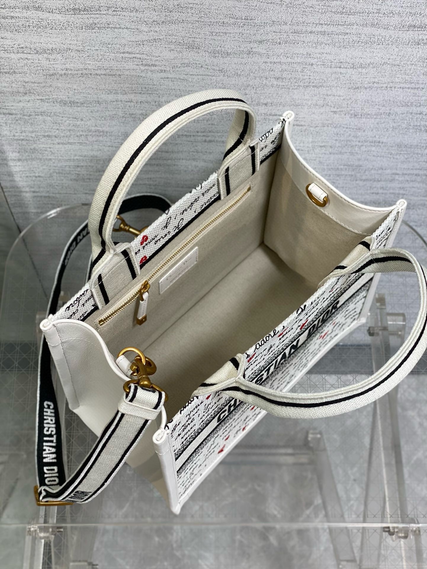 D*or D*oramour small book tote bag with strap in je vous adore embroidery and white calfskin