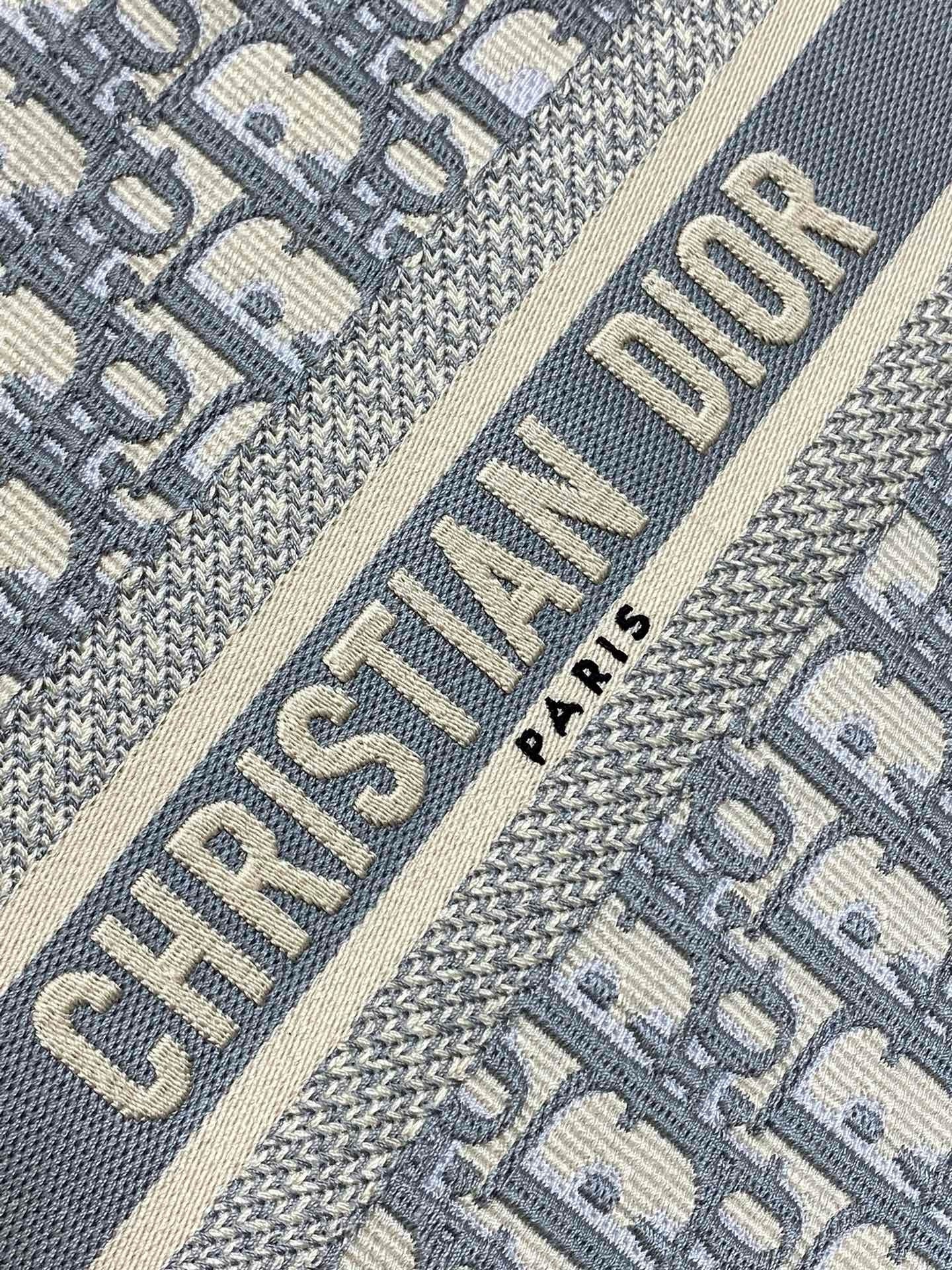 D*or small book tote bag with strap in grey D*or oblique canvas