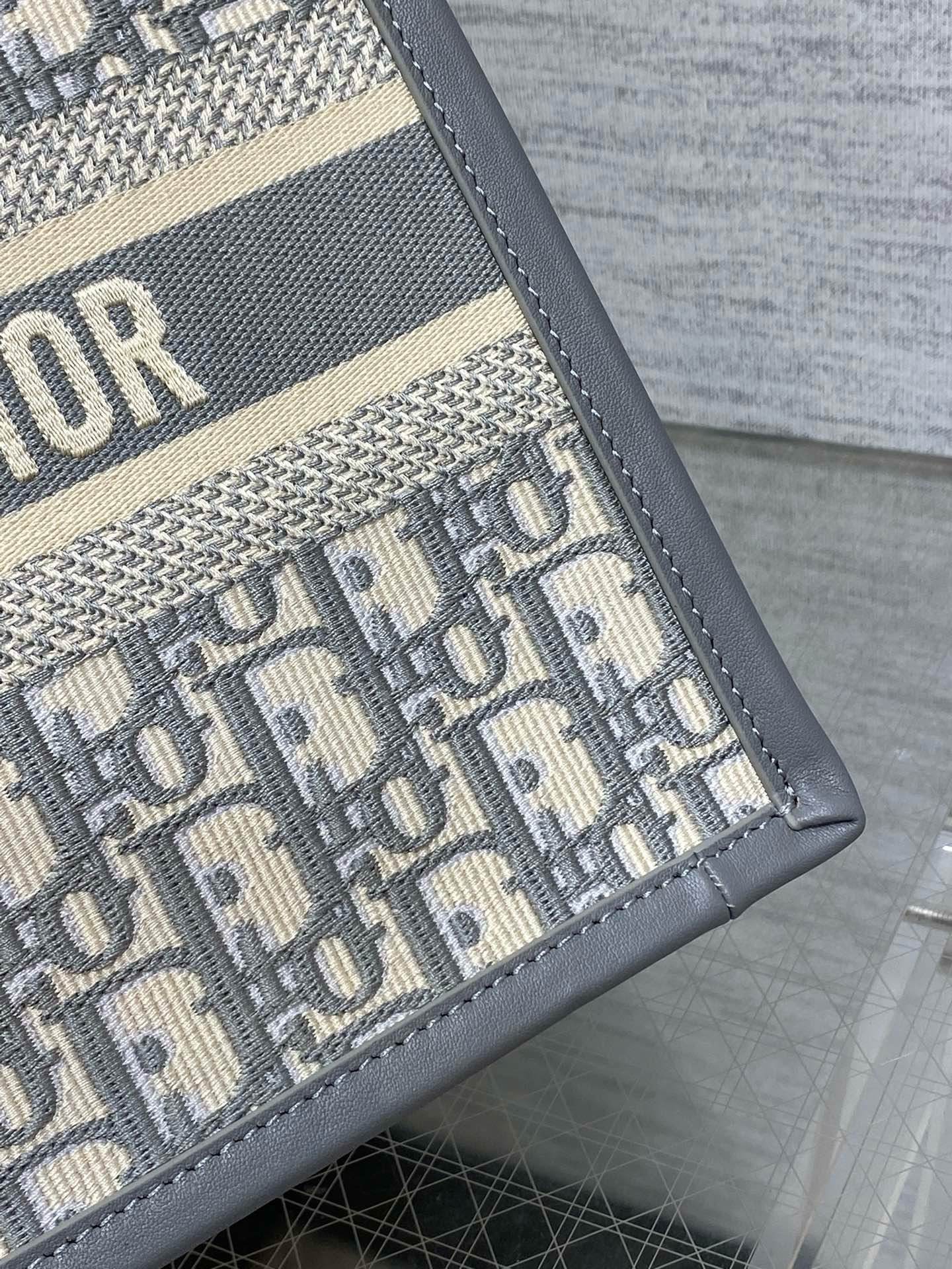 D*or small book tote bag with strap in grey D*or oblique canvas