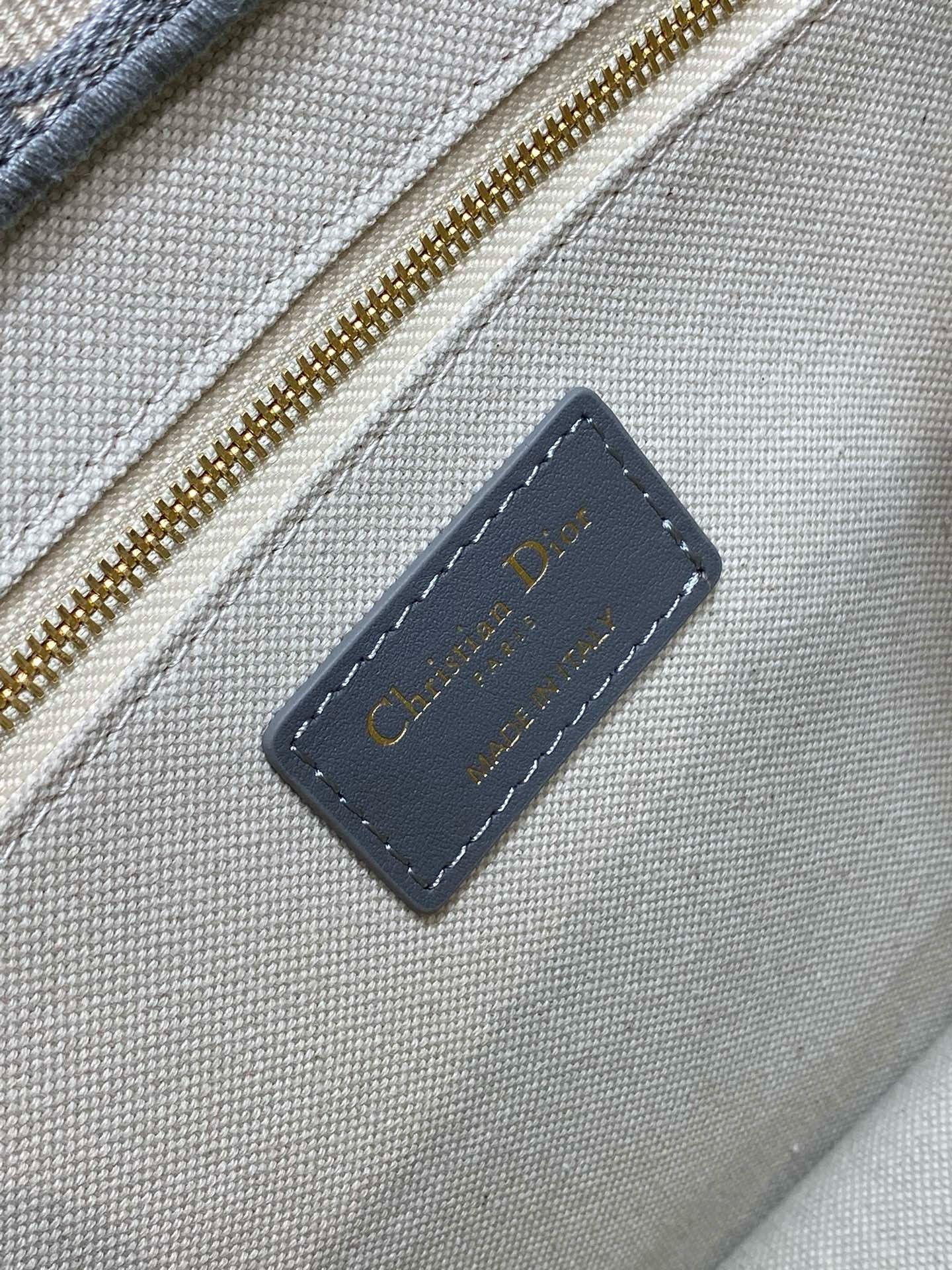 D*or small book tote bag with strap in grey D*or oblique canvas