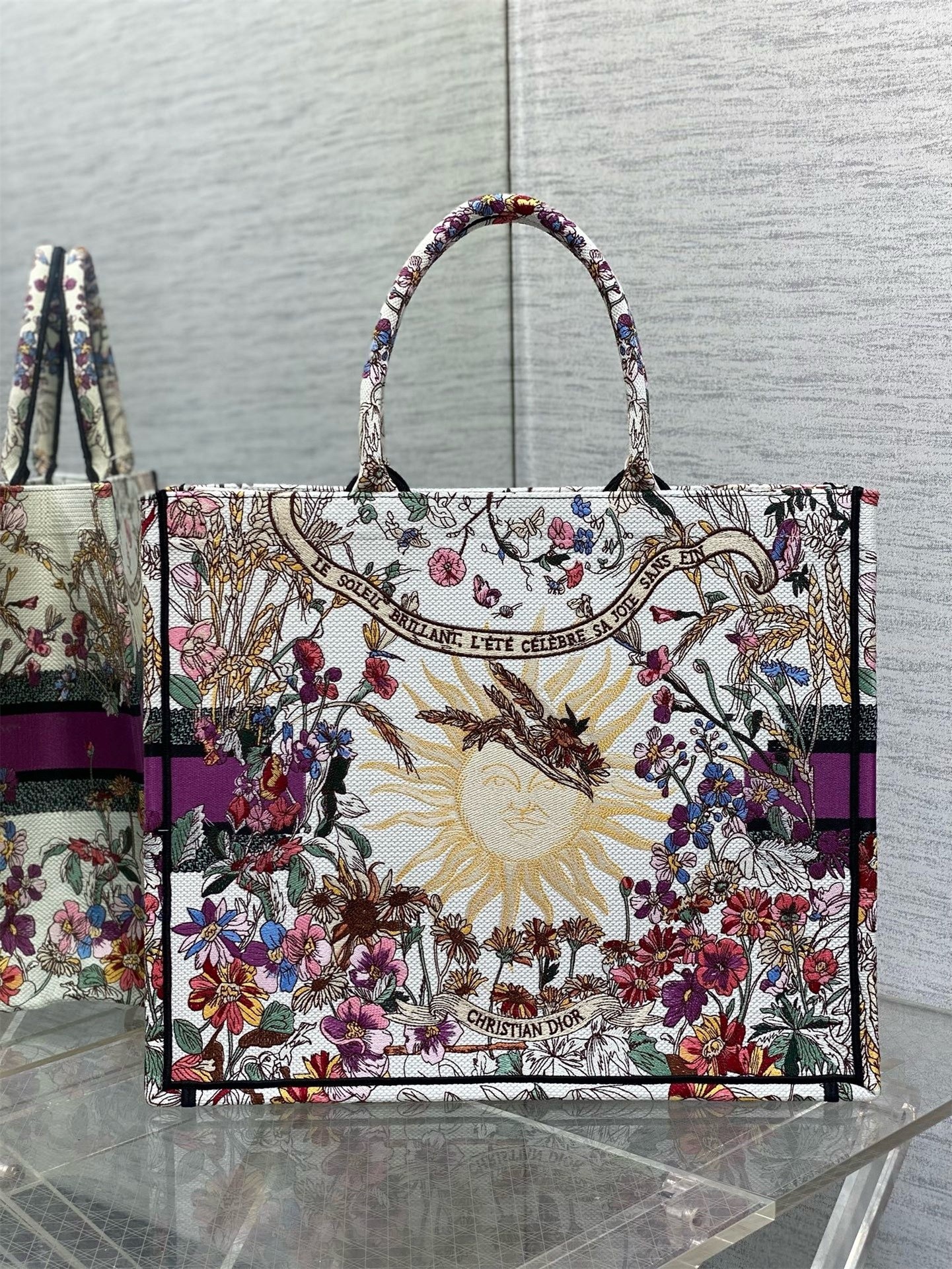 D*or large book tote bag in D*or 4 saisons Été soleil embroidery