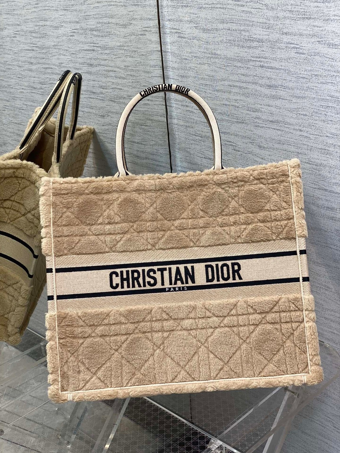 D*or large book tote bag in beige cannage shearling