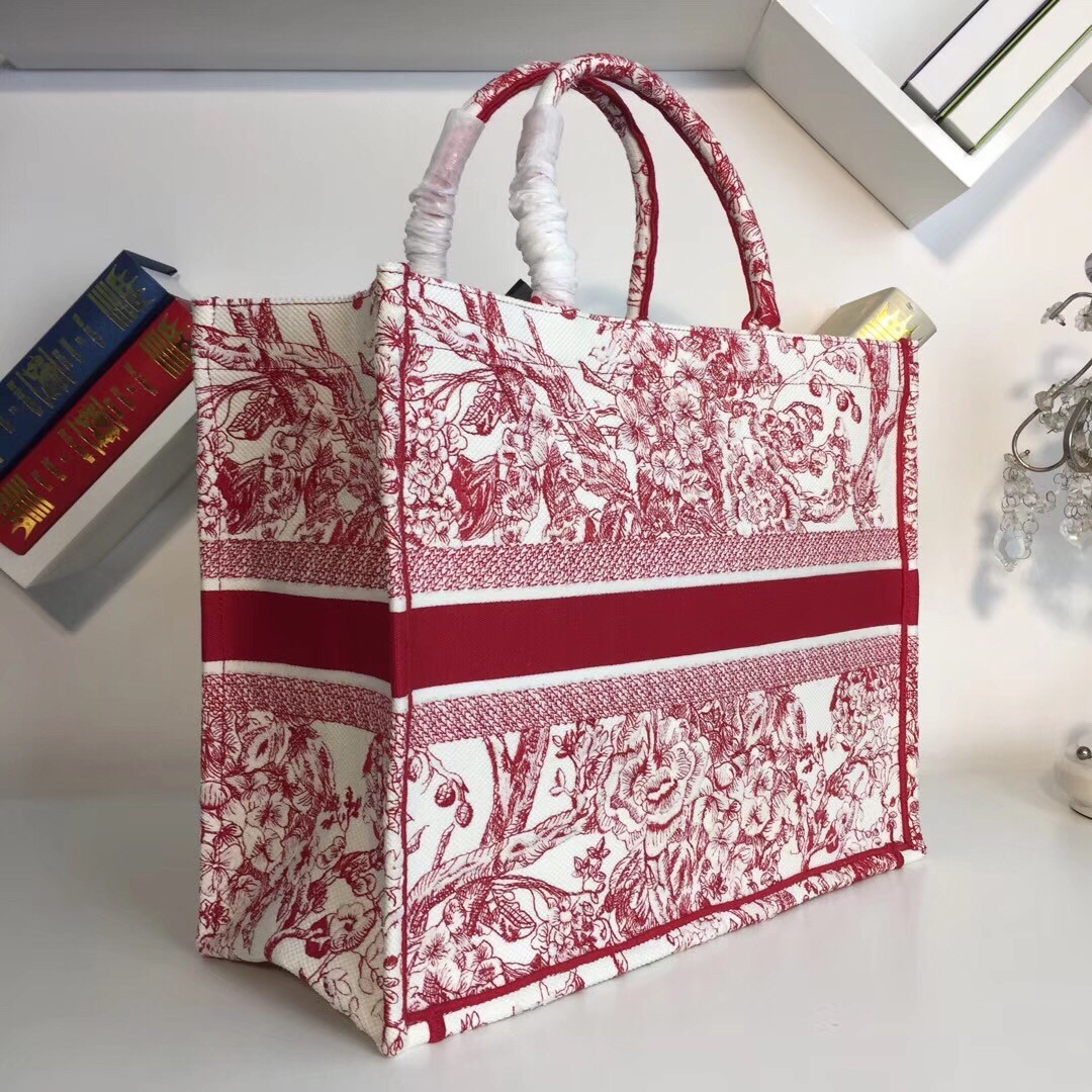D*or book tote bag in red hydrangea flowers canvas