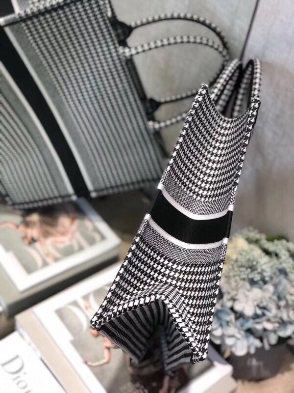 D*or book tote bag in houndstooth embroidered canvas