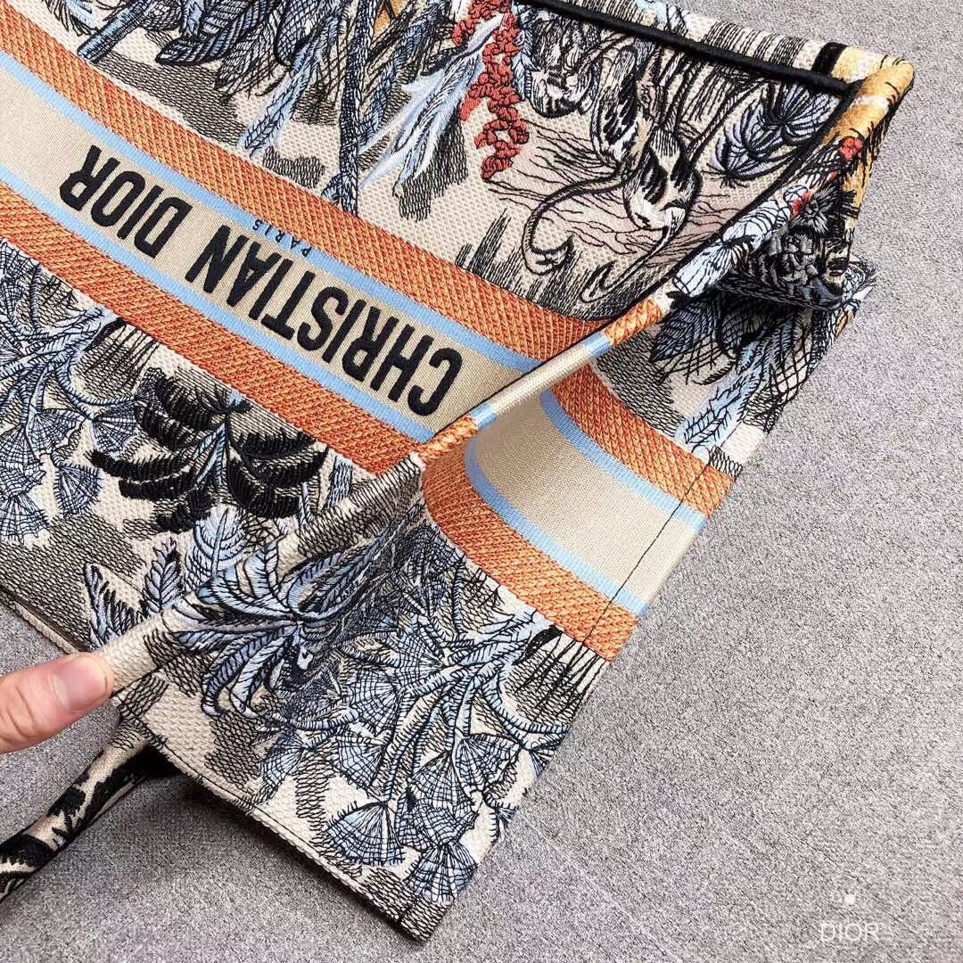 D*or book tote bag in denim blue toile de jouy tropicalia