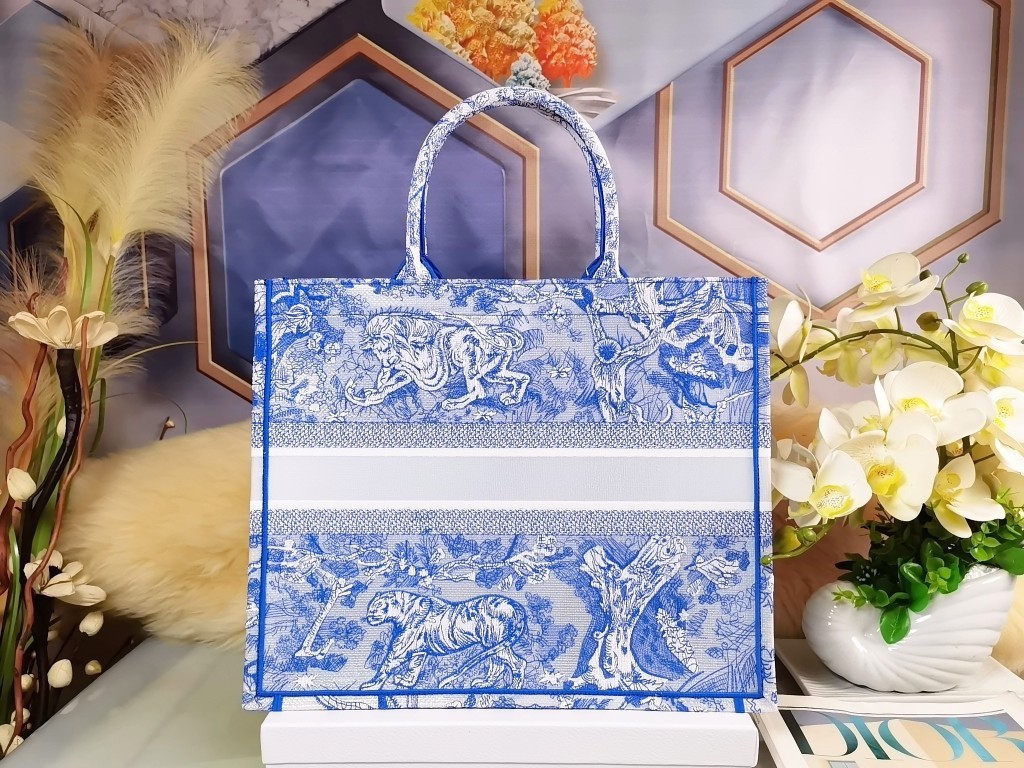 D*or large book tote bag in blue transparent toile de jouy canvas
