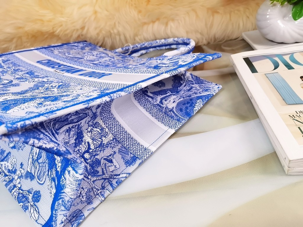 D*or large book tote bag in blue transparent toile de jouy canvas