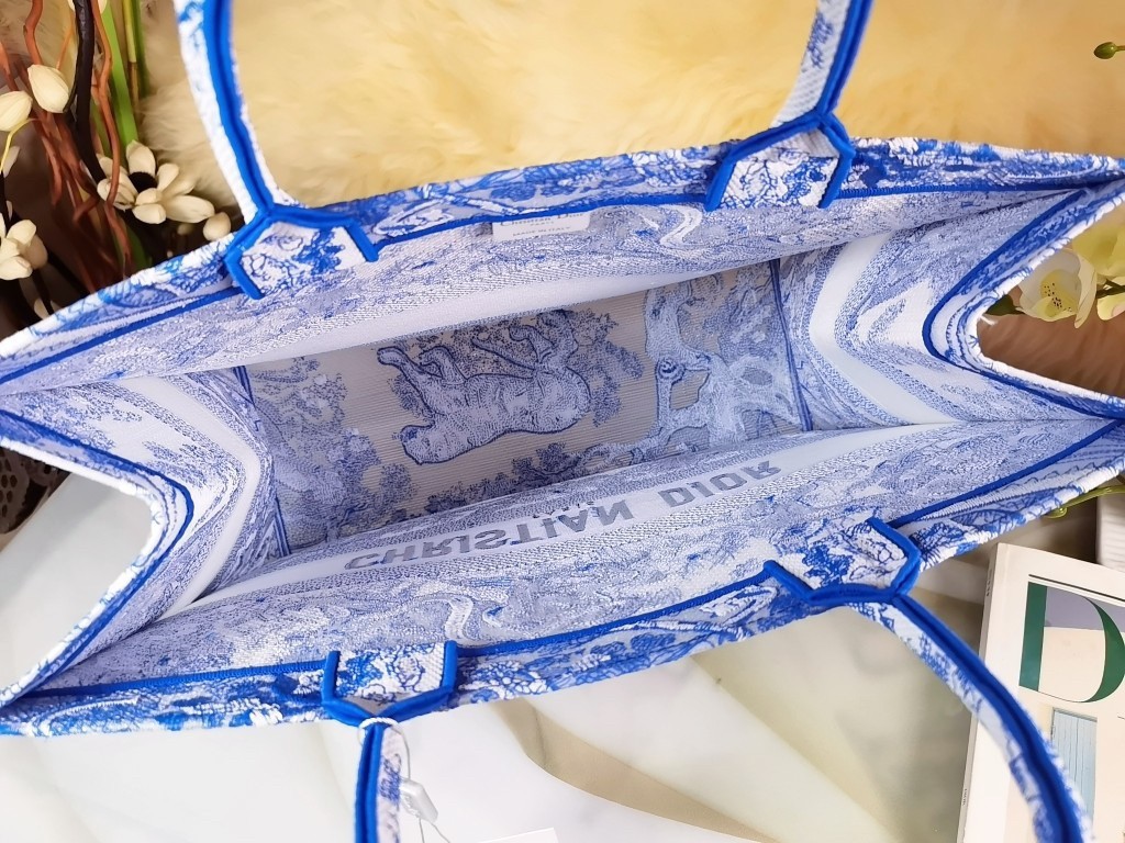 D*or large book tote bag in blue transparent toile de jouy canvas