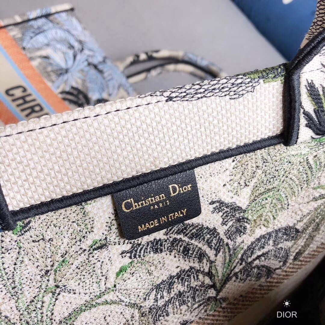 D*or book tote bag in green toile de jouy tropicalia