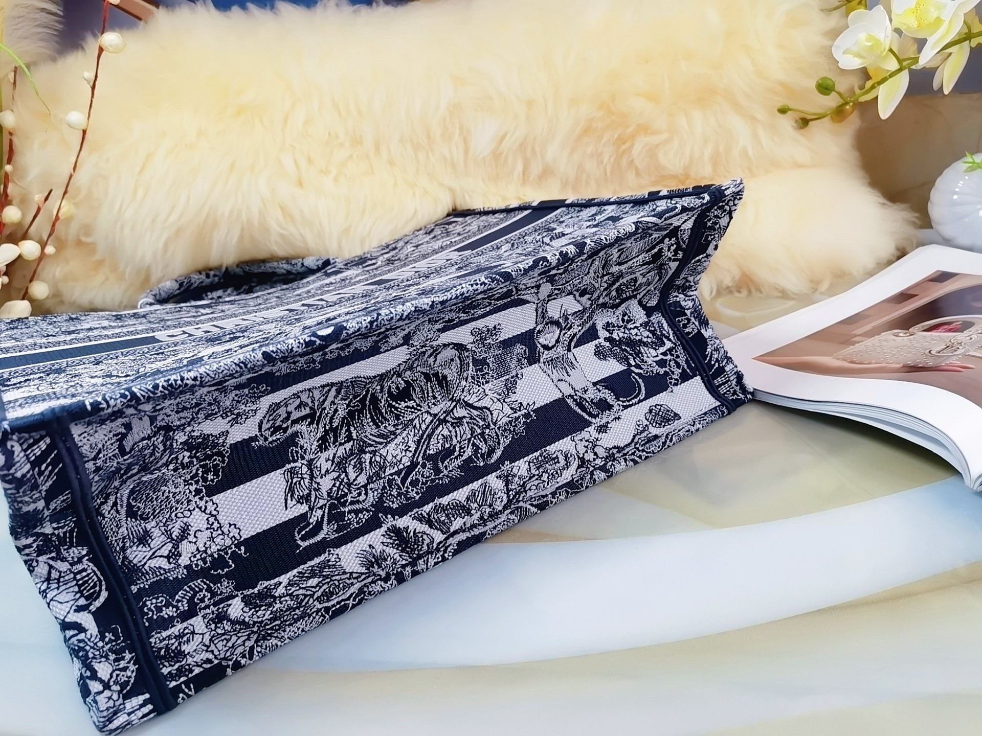 D*or large book tote bag in blue toile de jouy stripes embroidery