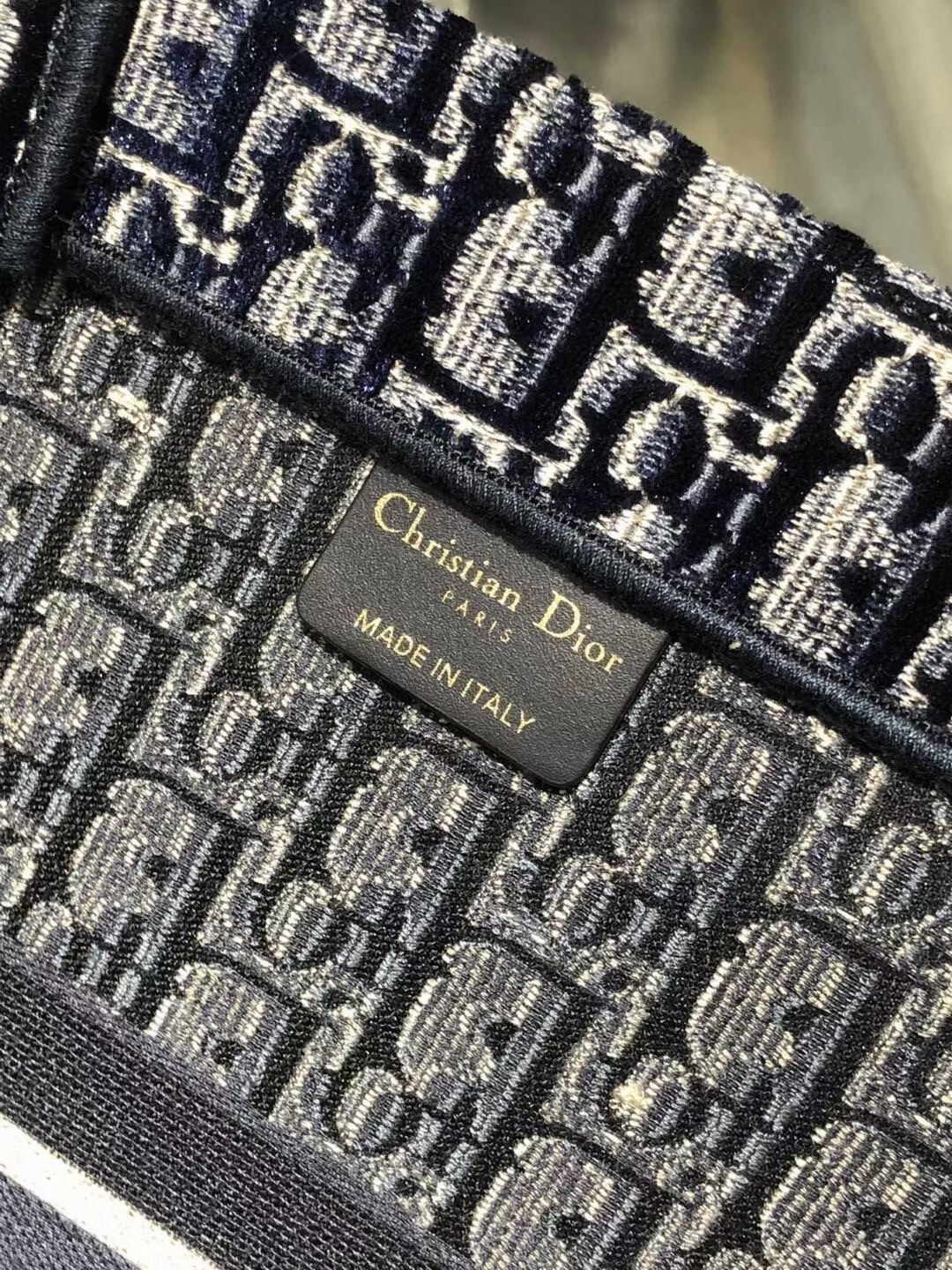 D*or large book tote in blue oblique embroidered velvet