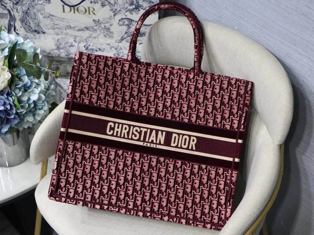 D*or large book tote in bordeaux oblique embroidered velvet