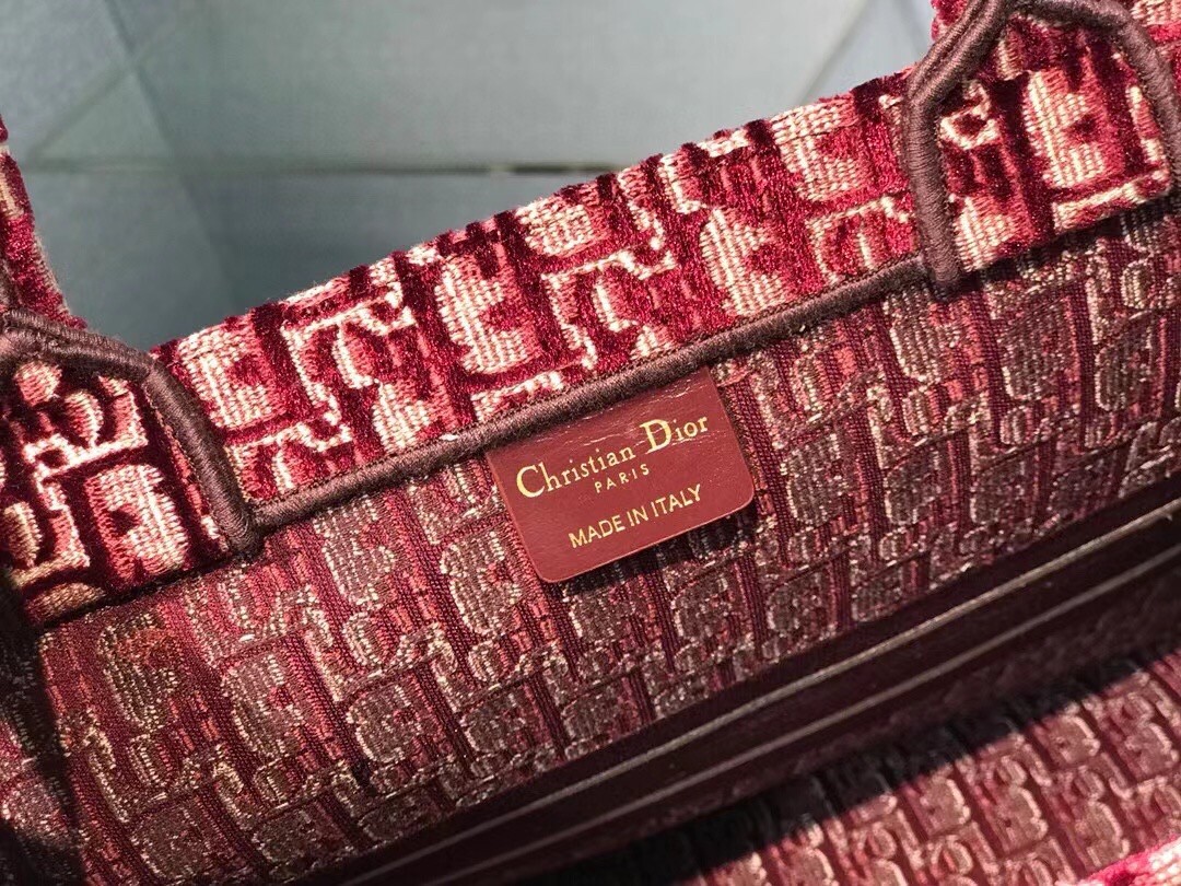 D*or large book tote in bordeaux oblique embroidered velvet