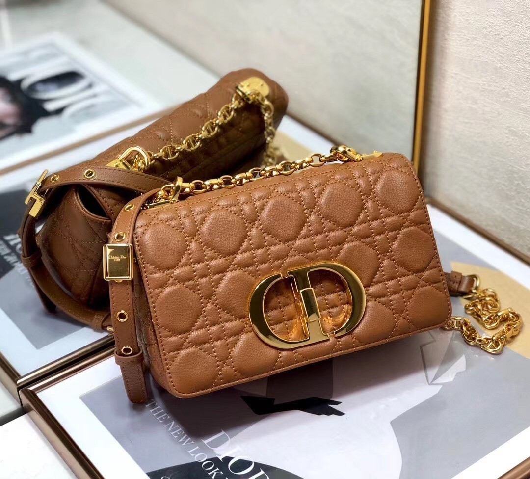 D*or small caro bag in brown cannage calfskin