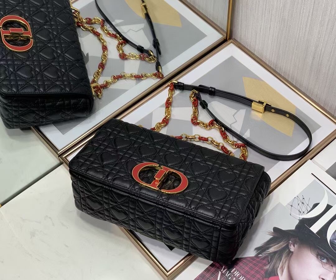 D*or medium D*oramour caro black bag with heart motif