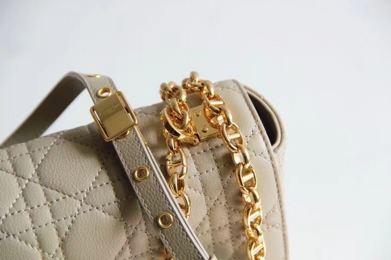 D*or large caro bag in beige cannage calfskin