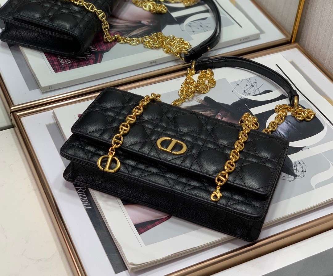 D*or caro chain pouch in black cannage calfskin