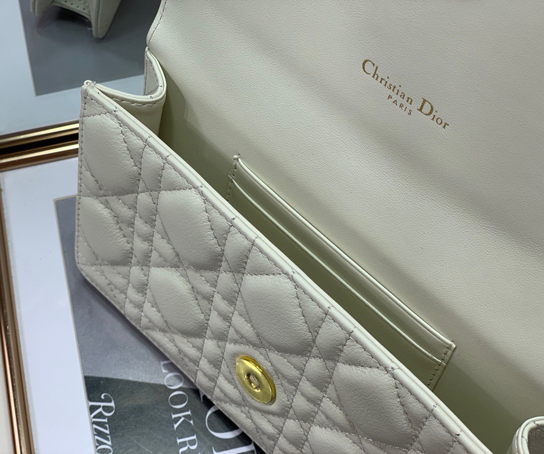 D*or caro chain pouch in white cannage calfskin