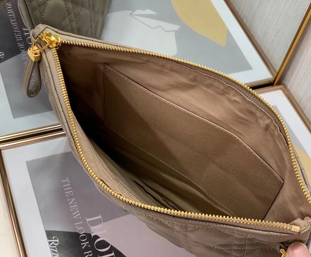 D*or large caro daily pouch in beige calfskin
