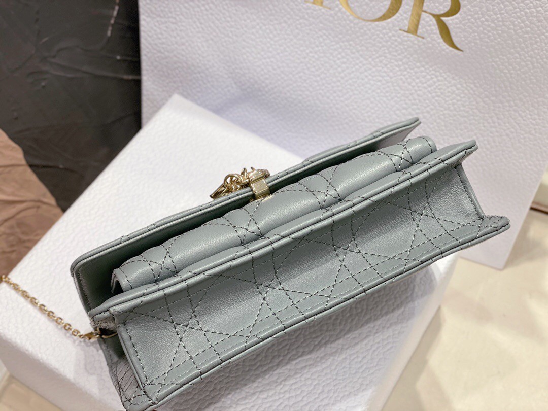 D*or lady D*or chain pouch in grey cannage lambskin