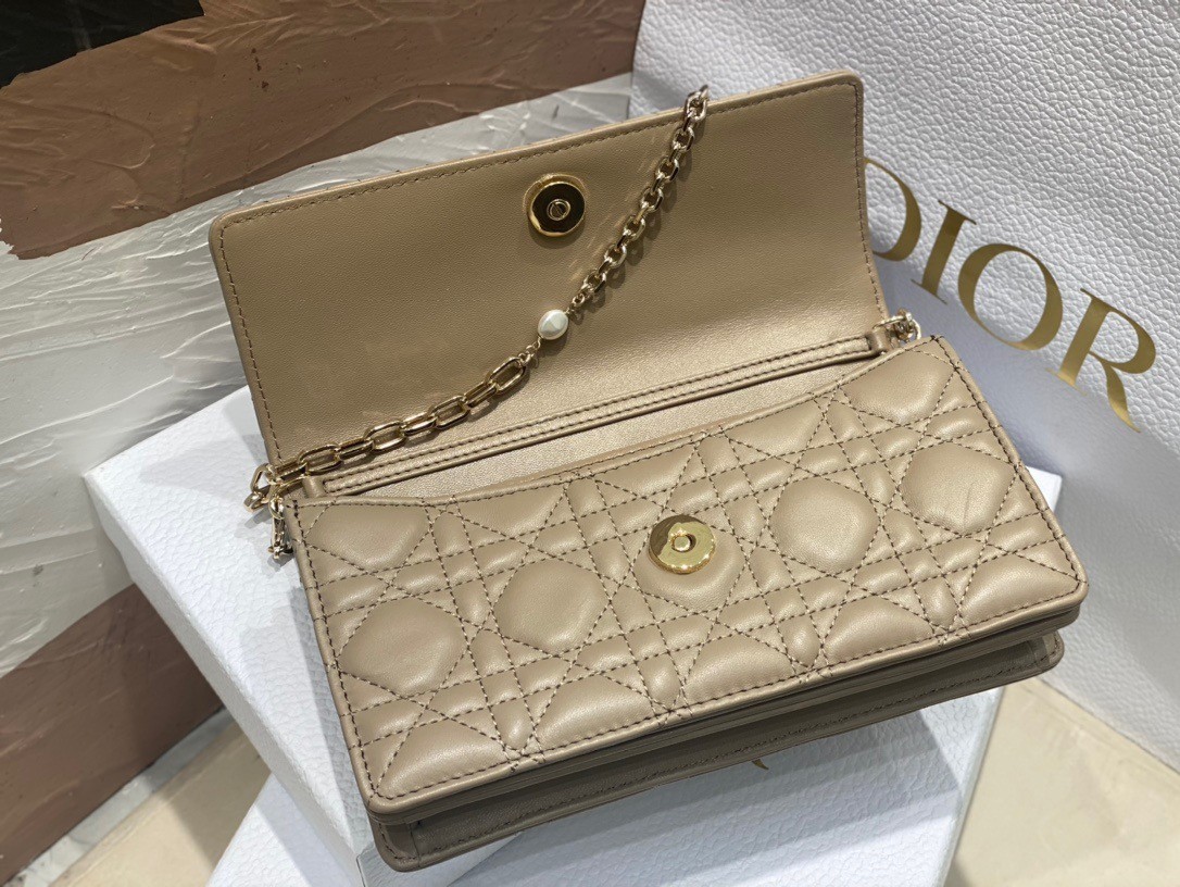 D*or miss D*or mini bag in beige cannage lambskin