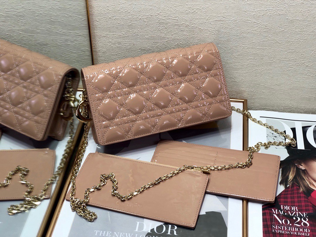 D*or lady D*or clutch with chain in rose des vents patent leather